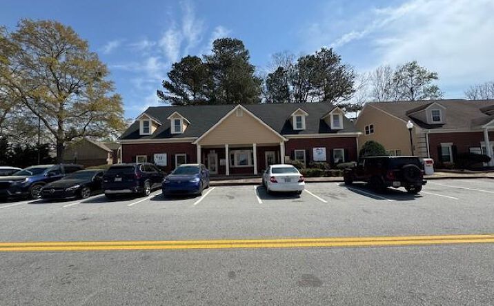 Pictures of Special Purpose property located at 3849 Oakview Drive SW upstairs unit/210, Powder Springs, GA 30127 for lease - image #1