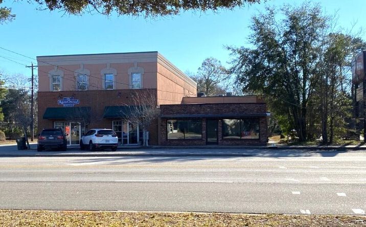 Pictures of Office, Retail property located at 139 N Main Street, Summerville, SC 29483 for lease - image #1
