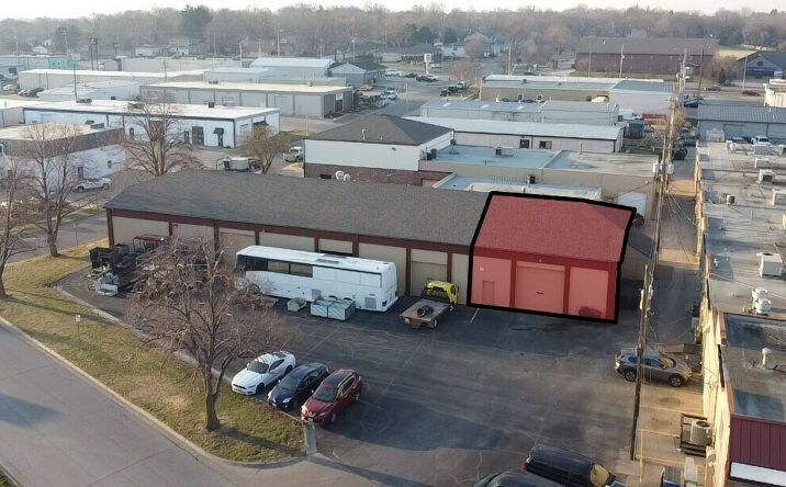 Pictures of Industrial property located at 5601 S 49th St, Lincoln, NE 68516 for lease - image #1