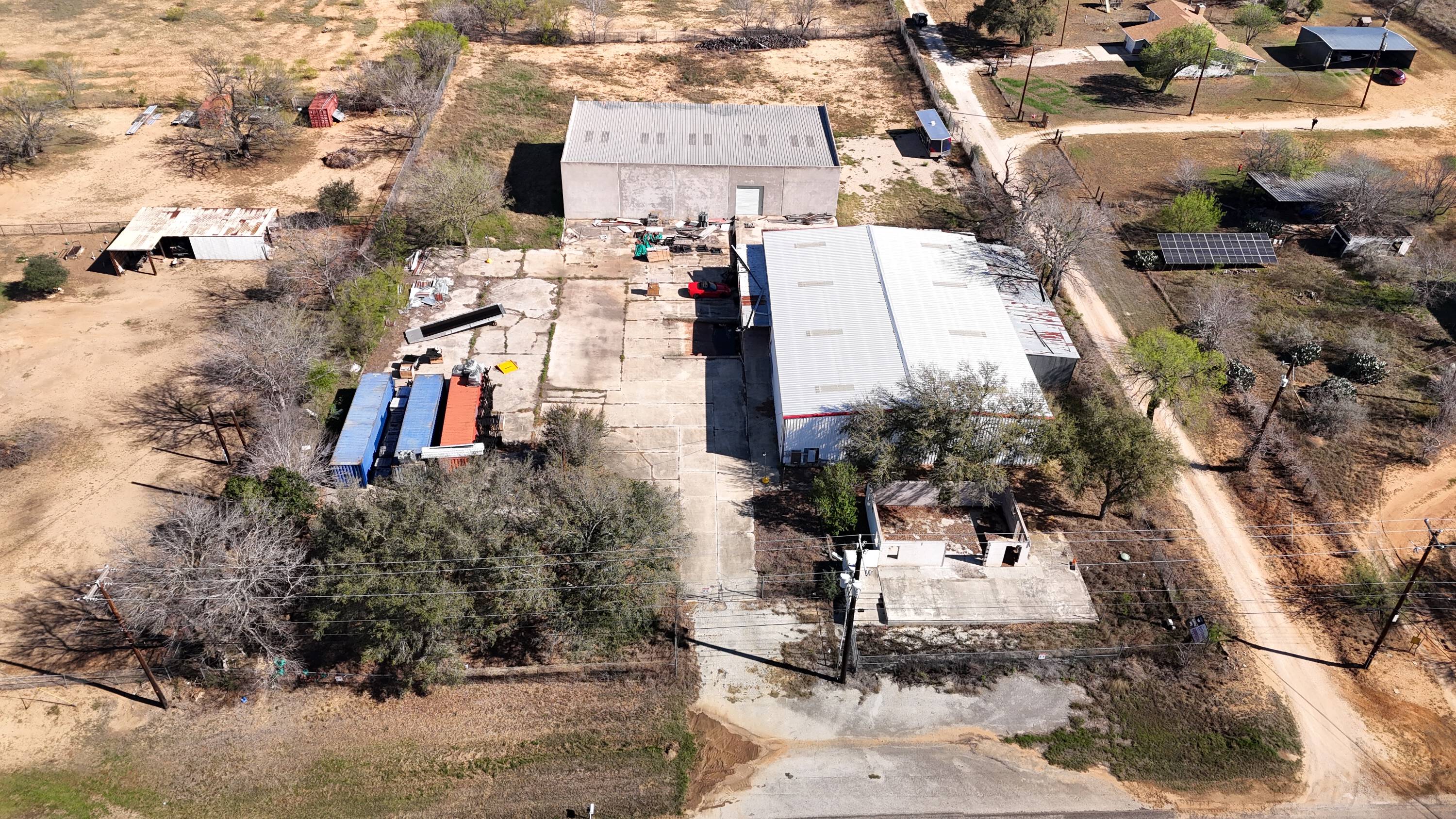 3600567