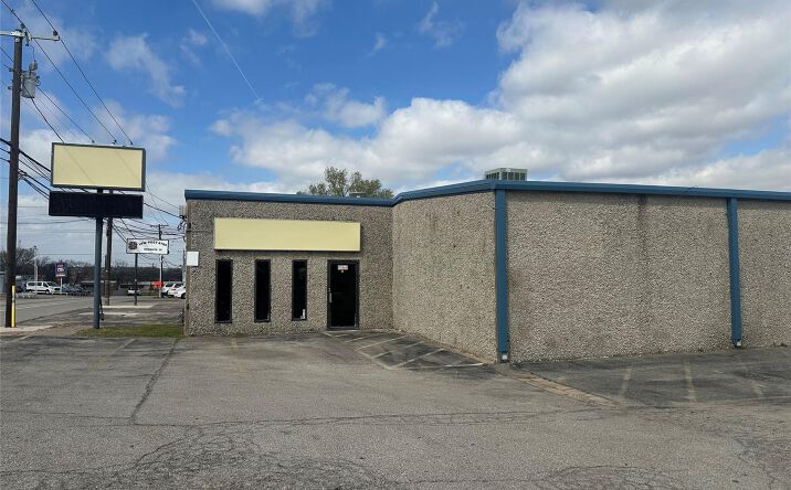 Pictures of Retail, Office property located at 501 W Main St, Mesquite, TX 75149 for lease - image #1