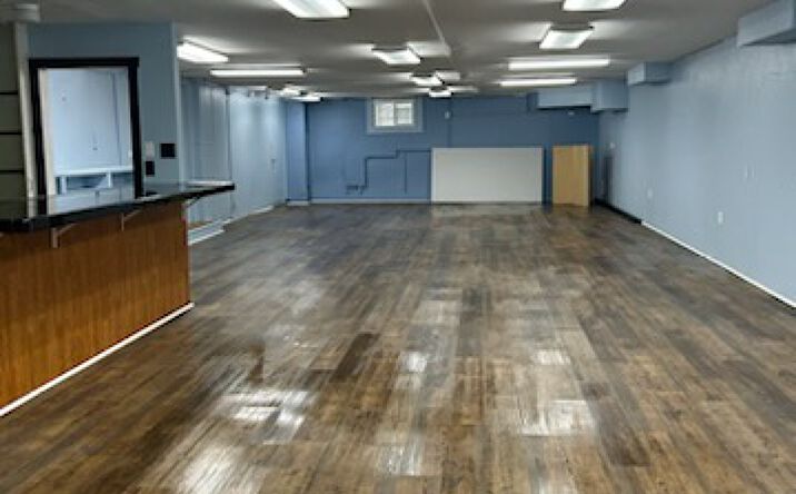 Pictures of Retail, Office, Restaurant property located at 247 N Broadway, Coos Bay, OR 97420 for lease - image #1