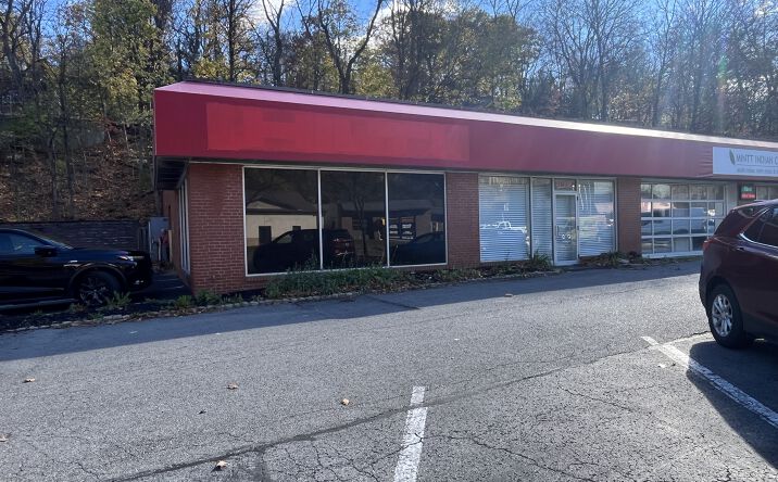 Pictures of Retail, Office property located at 3005 Banksville Road Suite B, Pittsburgh, PA, USA, Pittsburgh, US 15216 for lease - image #1