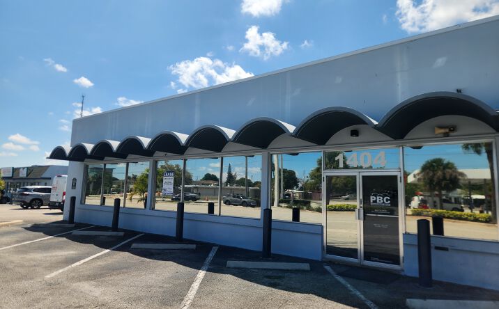 Pictures of Retail, Industrial, Office property located at 1402 10th St, Lake Park, FL 33403 for lease - image #1