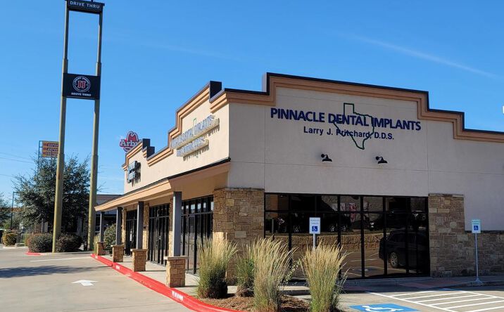 Pictures of Retail property located at 203 N Ih 35, Belton, TX 76513 for lease - image #1