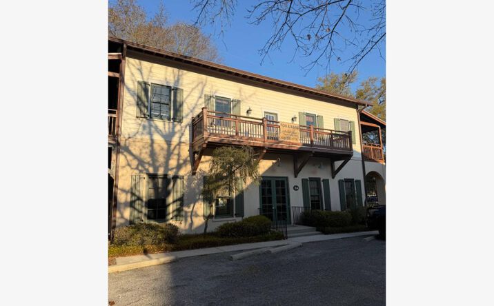 Pictures of Retail, Office, Special Purpose property located at 8 Celadon Dr unit B, Beaufort, SC 29907 for lease - image #1
