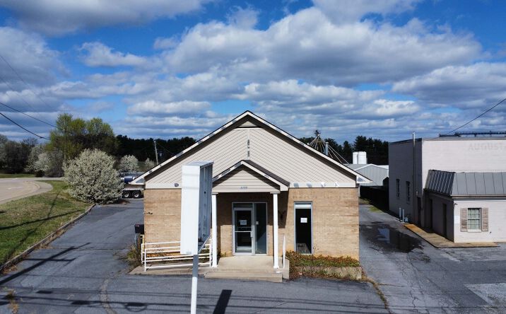Pictures of Retail property located at 1145-1155 Richmond Ave, Staunton, VA 24401 for lease - image #1