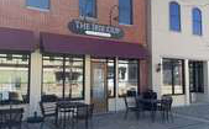 Pictures of Retail property located at 11805 Main St, Huntley, IL 60142 for lease - image #1