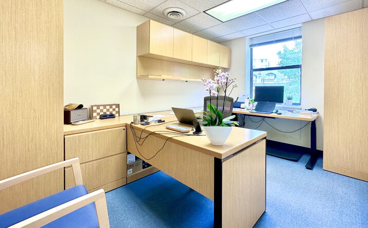 Pictures of Office property located at 1615 New Hampshire Ave NW, Washington, DC 20009 for lease - image #1