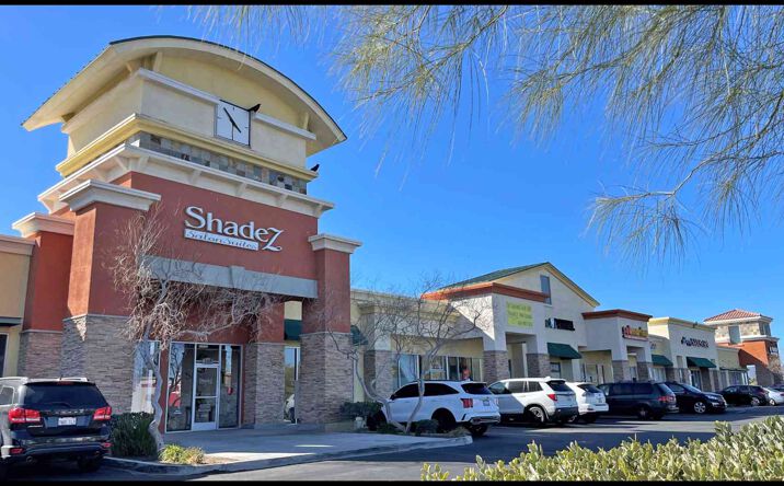 Pictures of Retail property located at 832 W1 Ave1 L Ave, Lancaster, CA 93534 for lease - image #1
