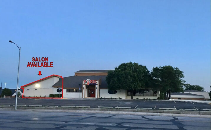 Pictures of Retail property located at 3311 Olsen Blvd, Amarillo, TX 79106 for lease - image #1