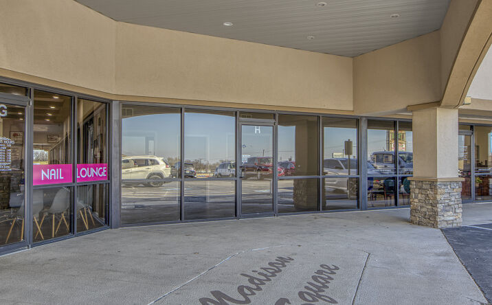 Pictures of Retail, Office property located at 1715 S Madison St, Webb City, MO 64870 for lease - image #1