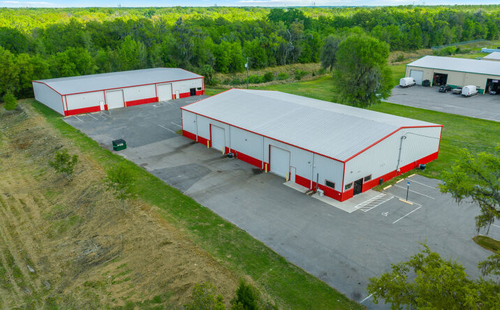 Pictures of Industrial property located at 3073 NE 37th Pl, Wildwood, FL 34785 for lease - image #1