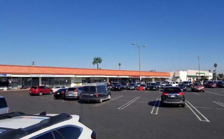 Pictures of Retail, Land property located at 213 W Pleasant Valley Rd, Oxnard, CA 93033 for lease - image #1