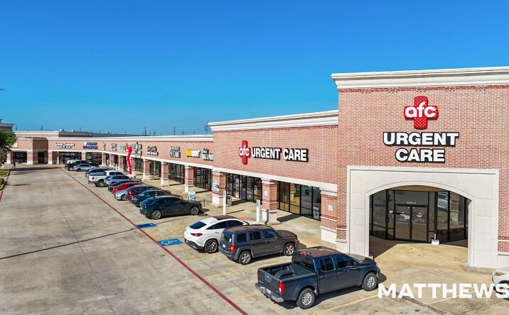 Pictures of Retail property located at 6370 N Eldridge Pkwy, Houston, TX 77041 for lease - image #1