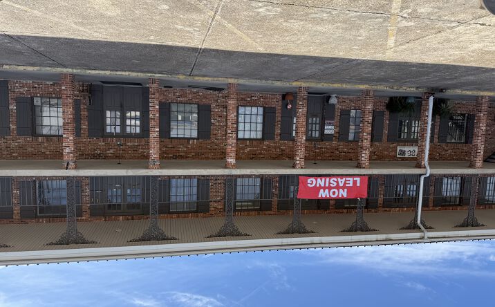 Pictures of Office property located at 6226 Jefferson Hwy, Harahan, LA 70123 for lease - image #1