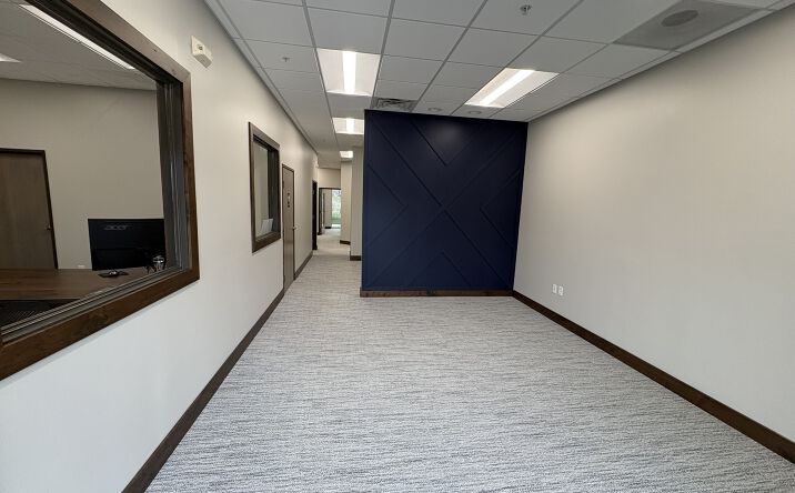 Pictures of Office property located at 1680 SW Ankeny Rd, Ankeny, IA 50023 for lease - image #1