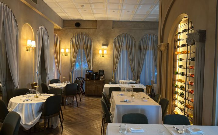 Pictures of Restaurant property located at 2700 N Miami Ave, Miami, FL 33127 for lease - image #1