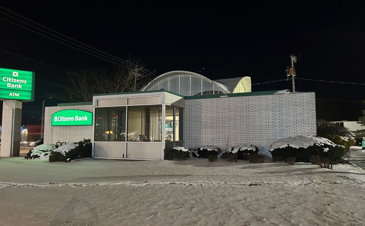 Pictures of Retail property located at 1460 S Byrne Rd, Toledo, OH 43614 for lease - image #1