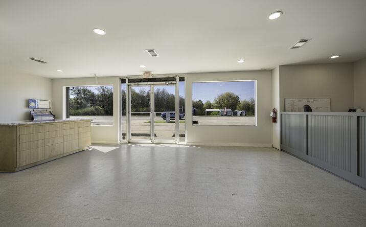 Pictures of Office property located at 2824 W Main St, Gun Barrel City, TX 75156 for lease - image #1