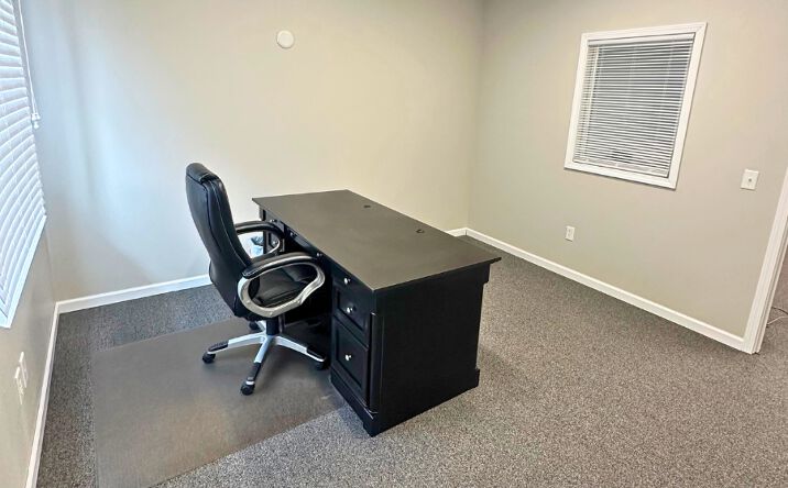 Pictures of Office property located at 6363 Grover St, Omaha, NE 68106 for lease - image #1