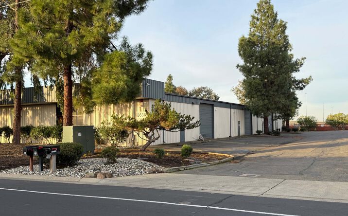 Pictures of Industrial property located at 3630 Cincinnati Ave, Rocklin, CA 95765 for lease - image #1