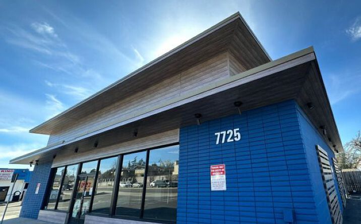 Pictures of Retail property located at 7725 Auburn Blvd, Citrus Heights, CA 95610 for lease - image #1