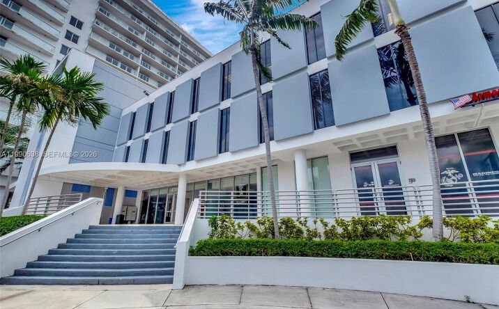 Pictures of Office property located at 4300 Biscayne Blvd # 202, Miami, FL 33137 for lease - image #1