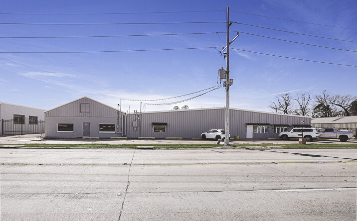 Pictures of Industrial property located at 10928 S Choctaw Dr, Baton Rouge, LA 70815 for lease - image #1