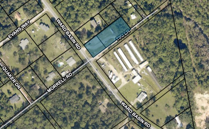 Pictures of Industrial, Retail, Office property located at 4848 Ward Basin Rd, Milton, FL 32583 for lease - image #1