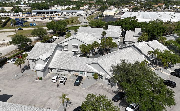 Pictures of Office property located at 1505 S Tamiami Trl, Venice, FL 34285 for lease - image #1
