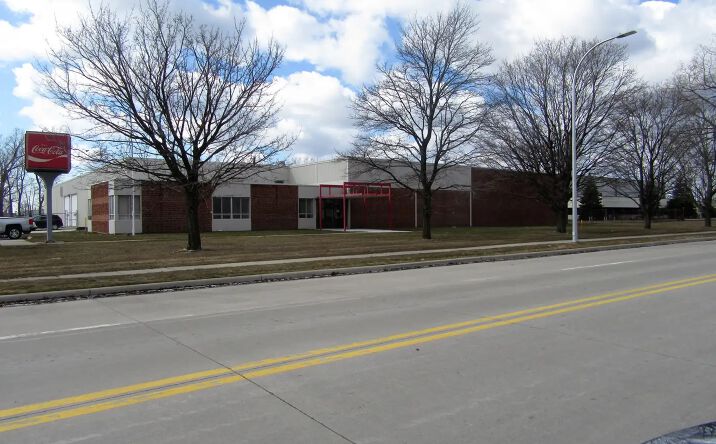Pictures of Industrial property located at 1608 Dove St, Port Huron, MI 48060 for lease - image #1