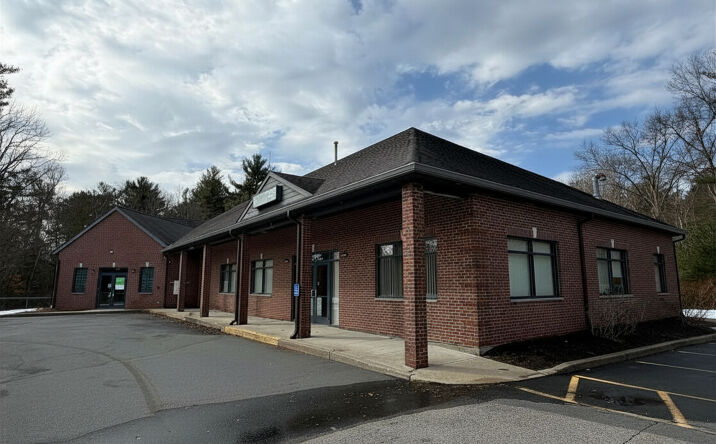 Pictures of Retail, Office, Restaurant property located at 2345 Main St, Tewksbury, MA 01876 for lease - image #1