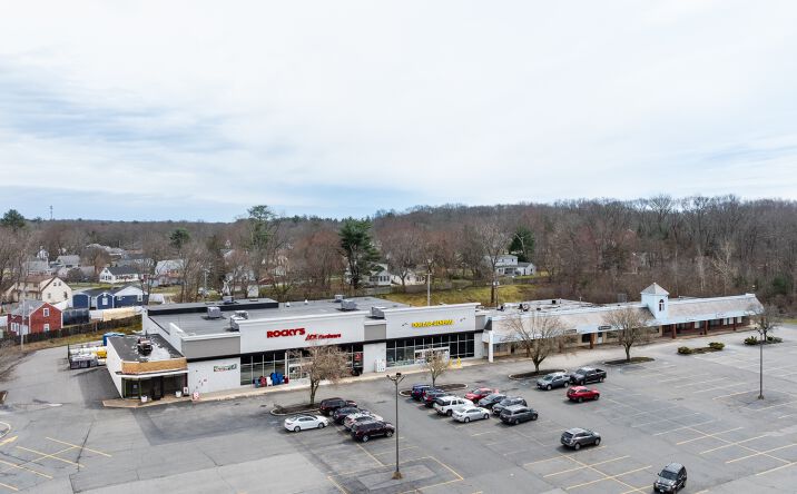 Pictures of Retail property located at 27 Central Ave, Seekonk, MA 02771 for lease - image #1
