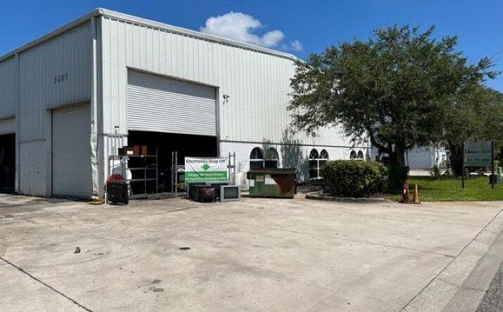 Pictures of Industrial property located at 6102 24th St E, Bradenton, FL 34203 for lease - image #1