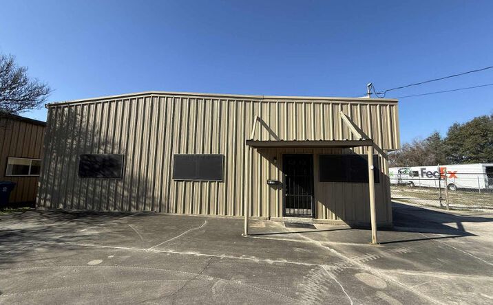 Pictures of Office, Industrial property located at 130 Banks Ave, Lafayette, LA 70506 for lease - image #1