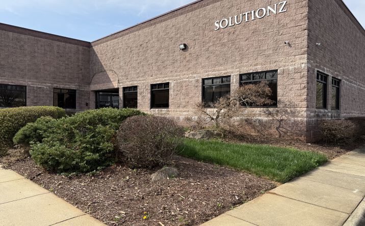 Pictures of Office, Industrial property located at 5100 Old Pineville Rd, Charlotte, NC 28217 for lease - image #1