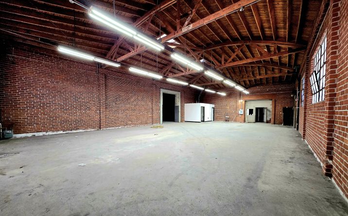 Pictures of Industrial property located at 1800 San Pedro St, Los Angeles, CA 90015 for lease - image #1