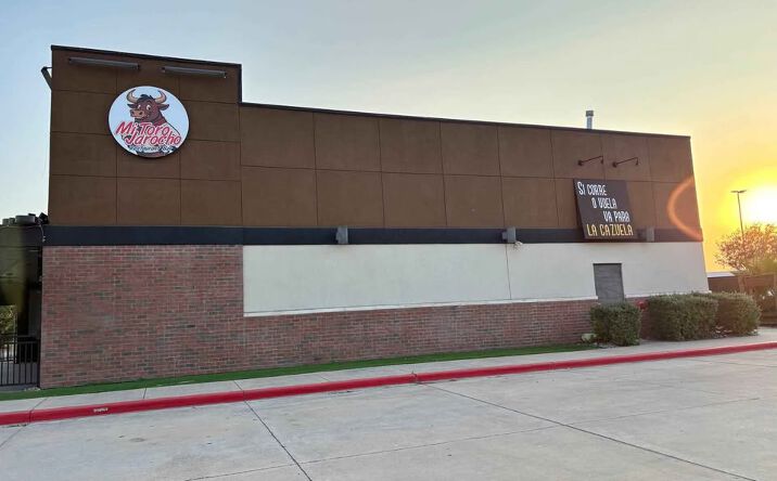 Pictures of Restaurant property located at 3110 S Jackson Rd, Hidalgo, TX 78557 for lease - image #1