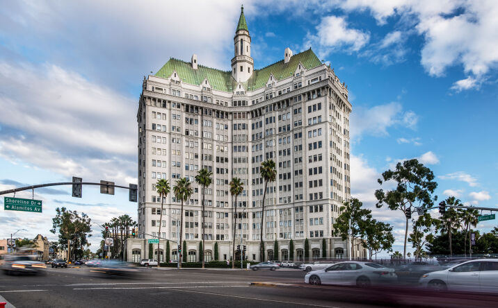 Pictures of Office, Retail property located at 800 E Ocean Blvd, Long Beach, CA 90802 for lease - image #1