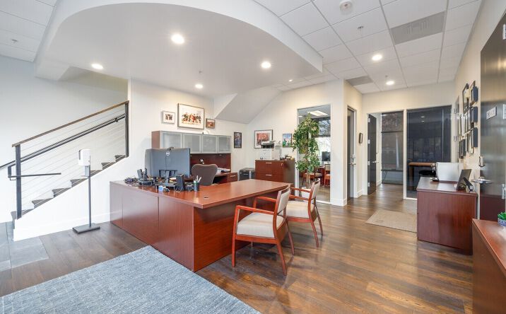 Pictures of Office property located at 125 Foss Creek Cir, Healdsburg, CA 95448 for lease - image #1
