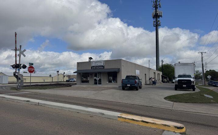 Pictures of Retail, Office, Industrial property located at 100 E 32nd St, Bryan, TX 77803 for lease - image #1