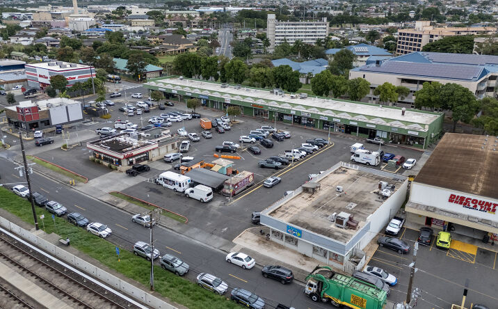 Pictures of Retail property located at 94-866 Moloalo St, Waipahu, HI 96797 for lease - image #1