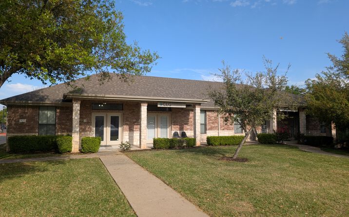 Pictures of Office property located at 3000 Joe Dimaggio Blvd, Round Rock, TX 78665 for lease - image #1