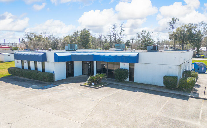 Pictures of Office, Industrial property located at 1733 N Airline Hwy, Gonzales, LA 70737 for lease - image #1