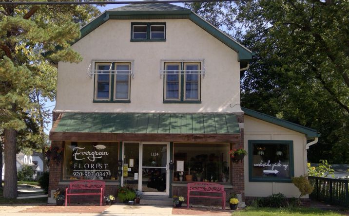 Pictures of Retail, Restaurant property located at 1124 N Mason St, Appleton, WI 54914 for lease - image #1