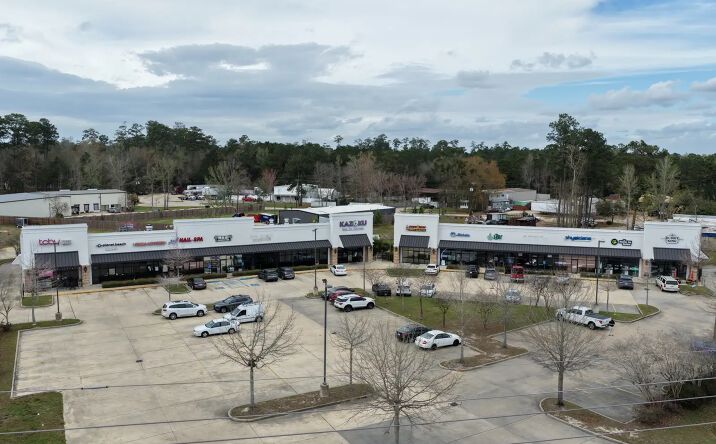 Pictures of Retail, Office, Restaurant property located at 1680 LA-59, Mandeville, LA 70448 for lease - image #1