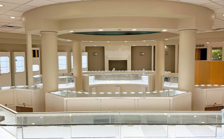 Pictures of Retail, Special Purpose property located at 13810 Lakeside Cir, Sterling Heights, MI 48313 for lease - image #1