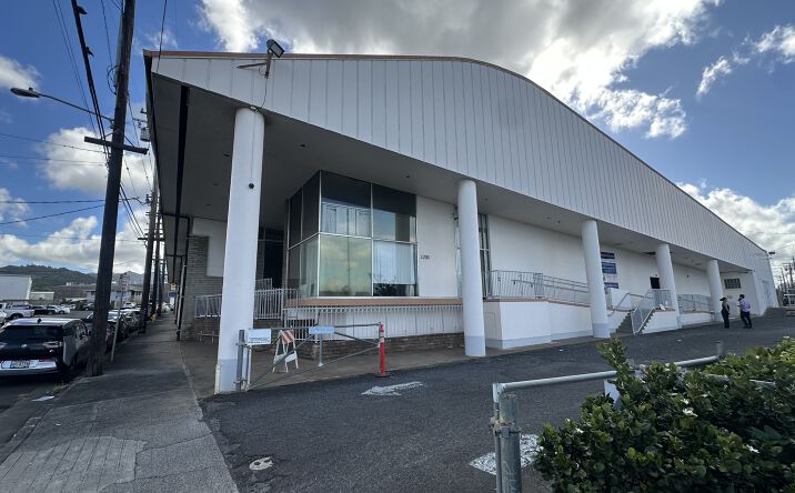 Pictures of Office property located at 2200 Kamehameha Hwy, Honolulu, HI 96819 for lease - image #1