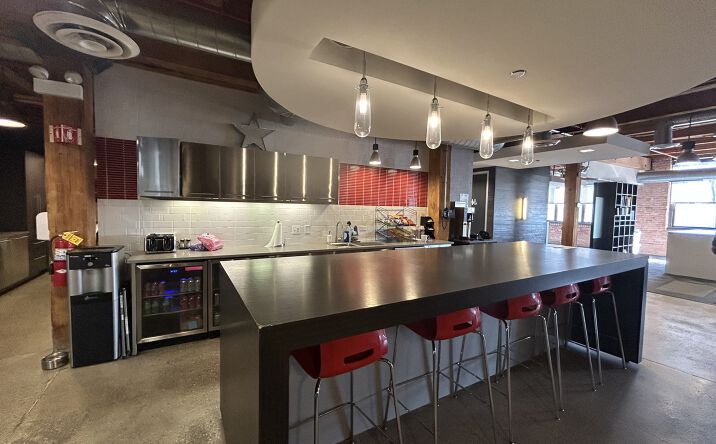 Pictures of Office property located at 700 N Sacramento Boulevard 251, Chicago, IL 60612 for lease - image #1